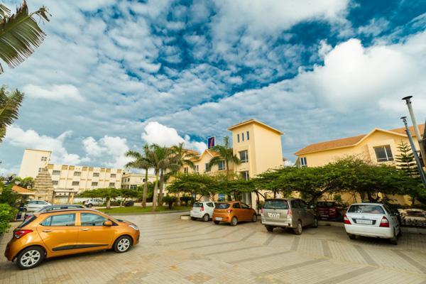 Empires Hotel Puri Exterior photo