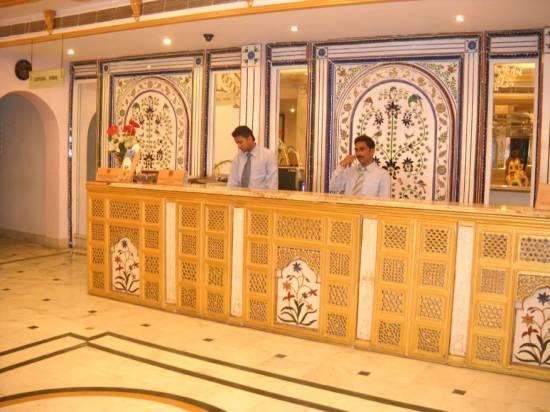 Empires Hotel Puri Exterior photo