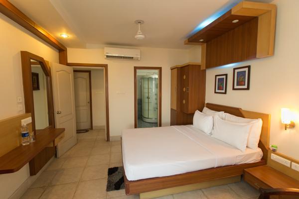 Empires Hotel Puri Exterior photo